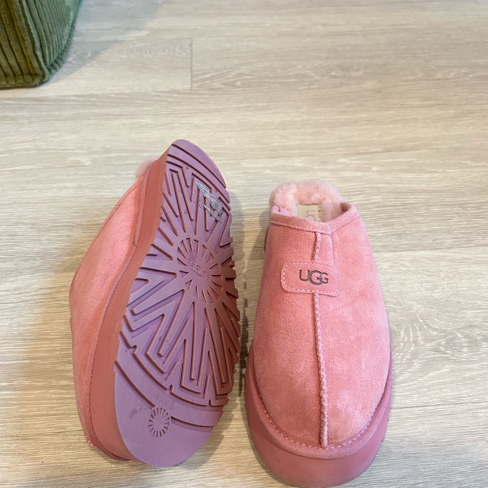 UGG Women's Blush Platform Slippers - Picture 6 of 7